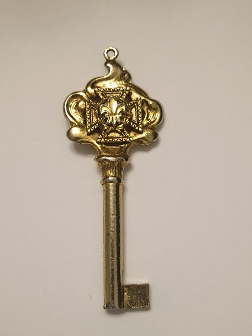 Hobe Signed Vintage Key to My Heart  Pendant